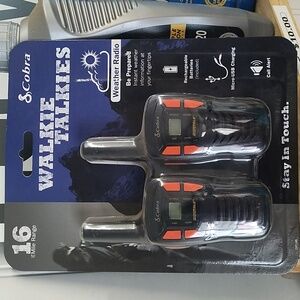 NIP COBRA WALKIE TALKIES WEATHER RADIO